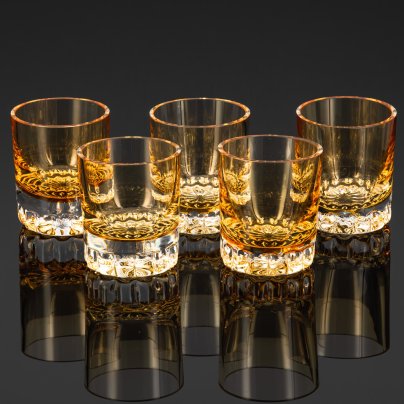 Набор роксов для коньяка/виски золотистого цвета  на 5 персон