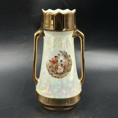 Вазочка "Мадонна" с продолговатыми ручками, "Margarete Freitag", фарфор, деколь, люстр, золочение, ГДР, 1945-1956 гг.