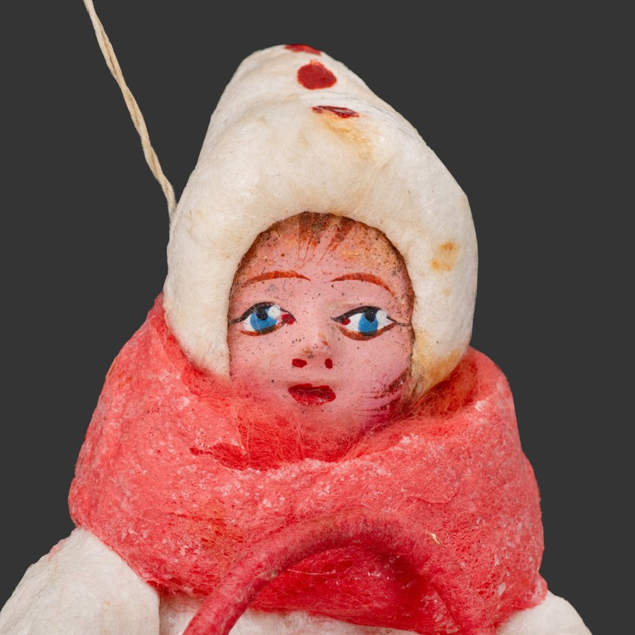 Игрушка ёлочная "Мальчик Арлекино с кругом", Артель "Всё для ребенка" г. Москва