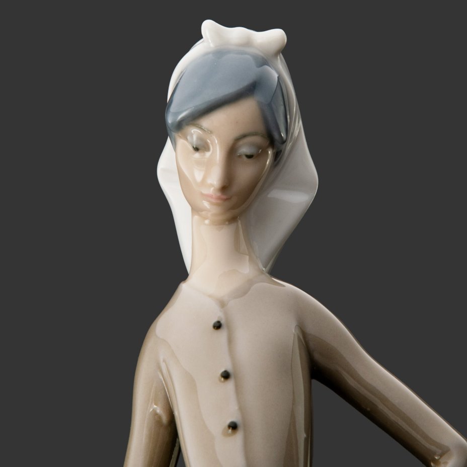 Статуэтка "Девушка с гусями", скульптор Juan Huerta, фарфор, роспись, Lladro, Lladro