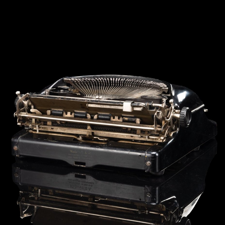Машинка печатная "Smith Premier Portable Model 35T"