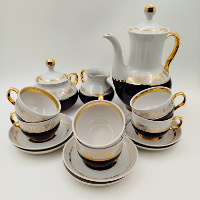 Сервиз кофейный на 6 персон (15 предметов), украшенный цветочнм декором, фарфор, крытье кобальтом, золочение, Полонский фарфоровый завод, СССР, 1980-1991 гг.