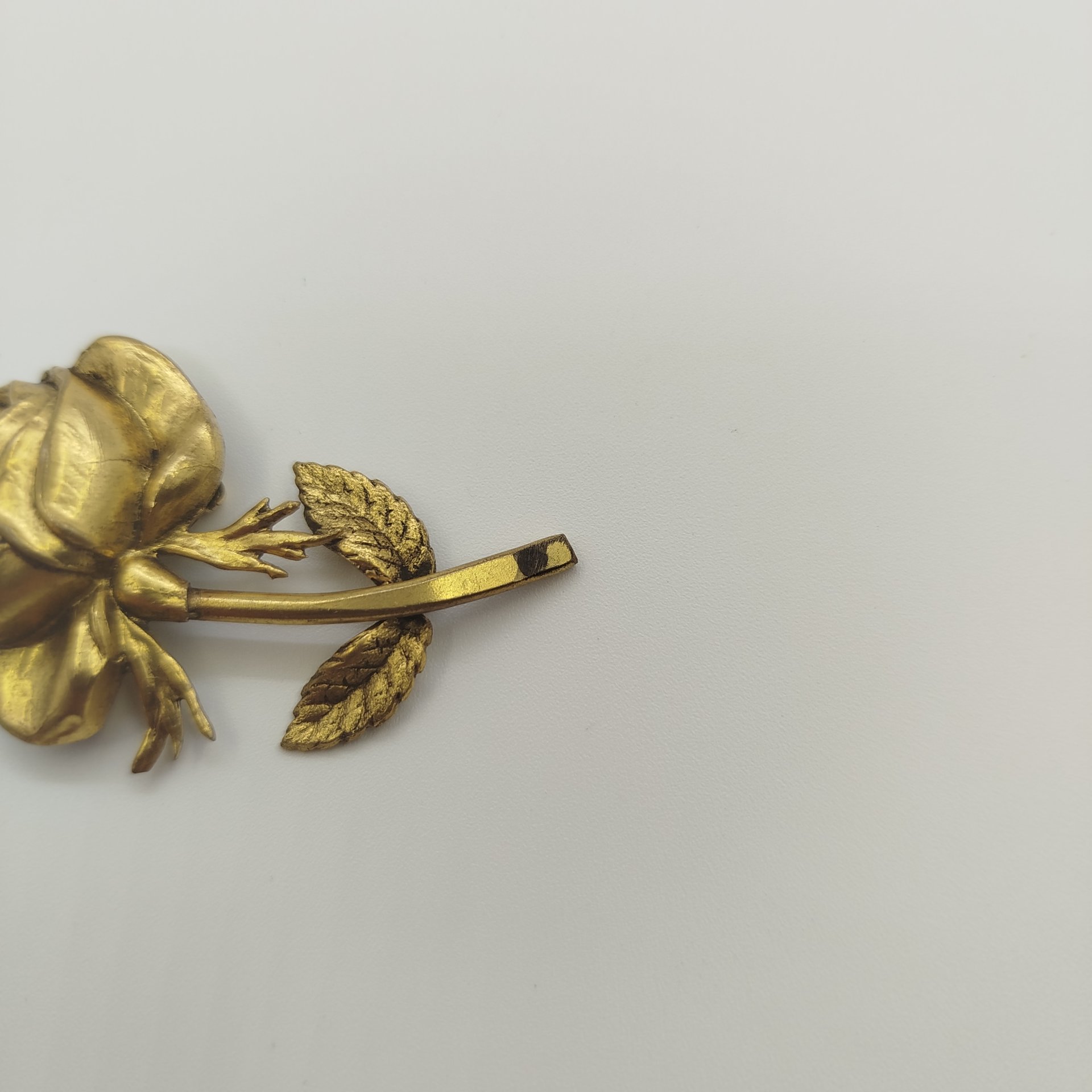 Брошь в виде розы, металл, Западная Европа, 1970-1990 гг.