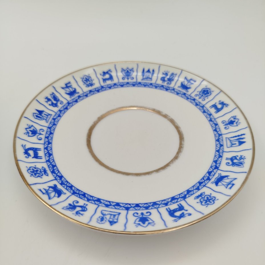 Пара кофейная "Каравелла", фарфор, деколь, золочение, Ленинградский фарфоровый завод (ЛФЗ), СССР, 1970-1992 гг.