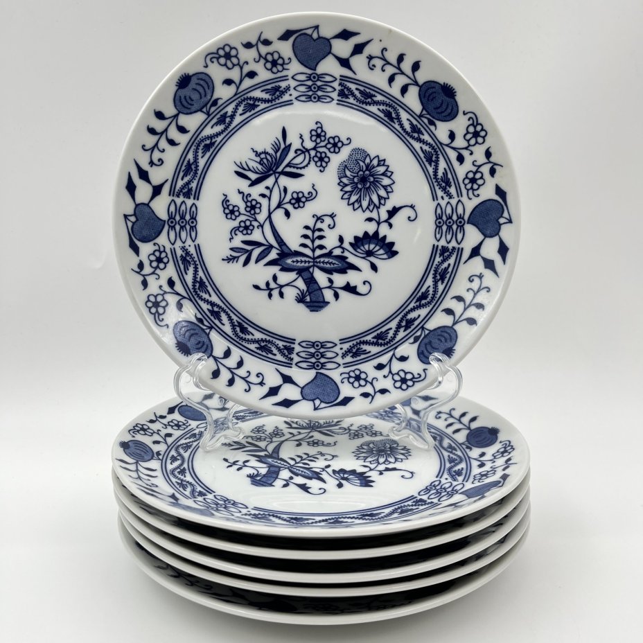 Набор из шести десертных/закусочных тарелок "Луковый узор", "Bohemia inglazed", фарфор, деколь, Чехословакия, 1970-1990 гг.