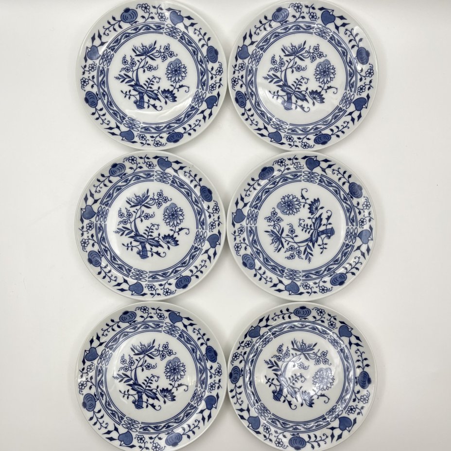 Набор из шести десертных/закусочных тарелок "Луковый узор", "Bohemia inglazed"