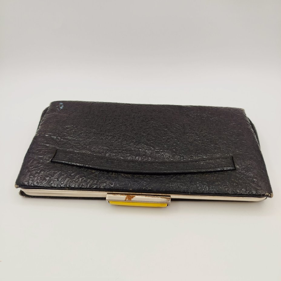 Сумочка дамская театральная (клатч) черного цвета с рифленой поверхностью, фабрика "Красный футлярщик"