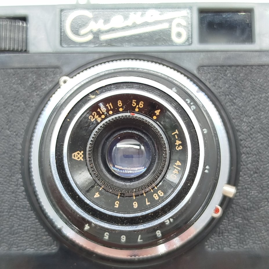 Фотоаппарат шкальный "Смена-6", в кофре, ЛОМО (Ленинградское оптико-механическое объединение)