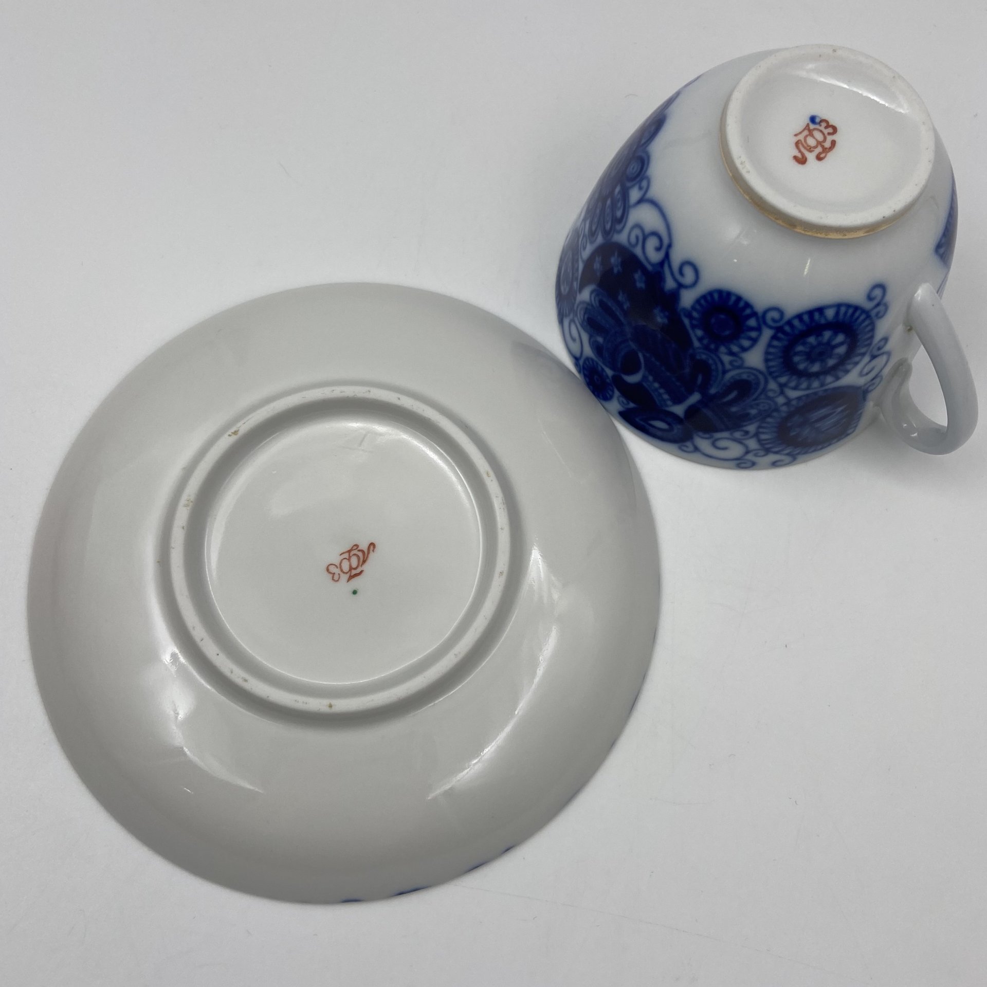 Пара чайная "Жар-птица", фарфор, деколь, золочение, Ленинградский фарфоровый завод (ЛФЗ), СССР, 1980-1990 гг.