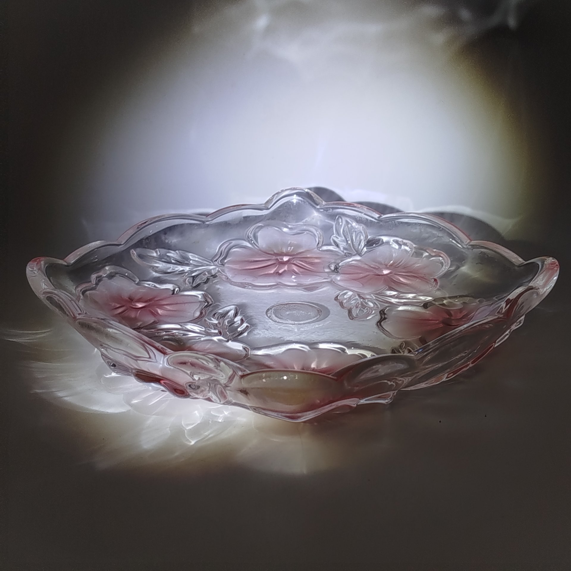 Блюдо сервировочное (конфетница) с рельефным цветочным декором, стекло, матирование, Walther Glas, Германия, 1990-2010 гг.