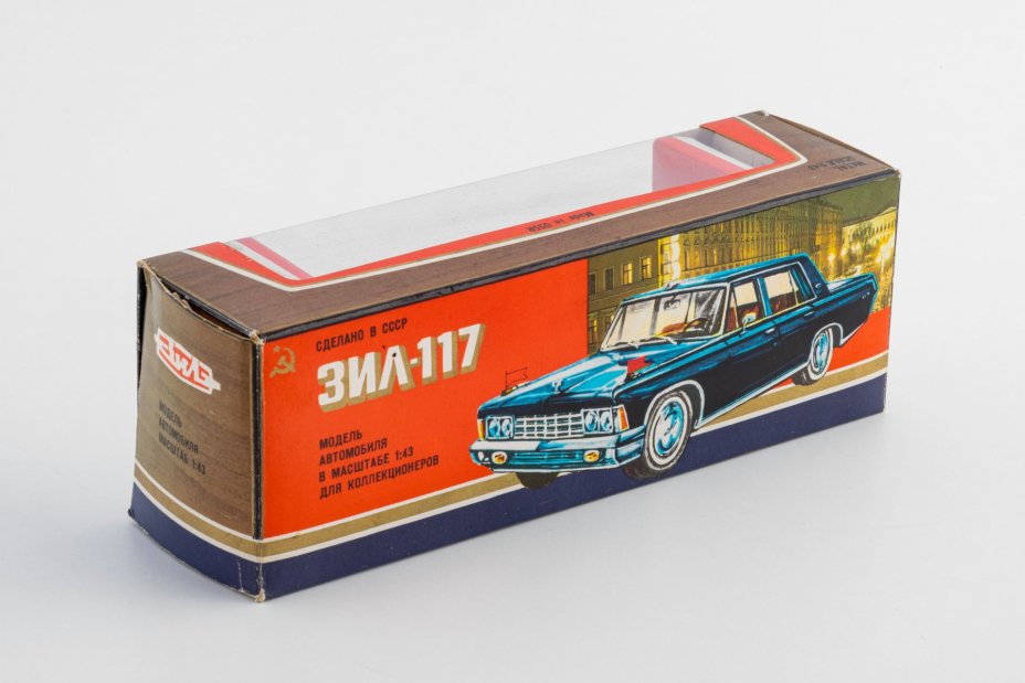 Модель автомобиля ЗИЛ-117   в родной коробке в масштабе 1:43, Саратовский завод «Тантал»