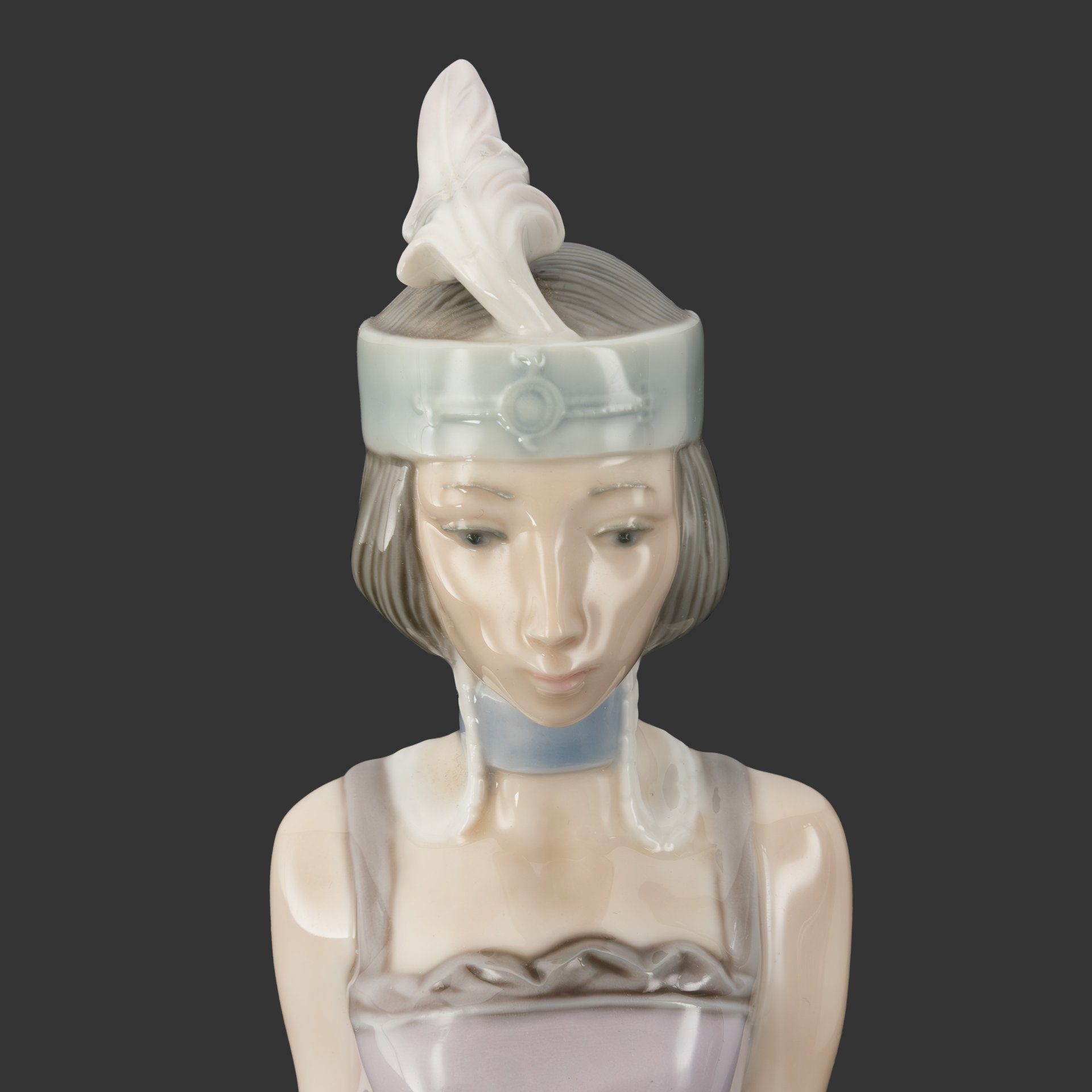 Статуэтка "Дама с собачкой" в стиле Ар-деко, фарфор, Lladro, Испания, 1985 г.