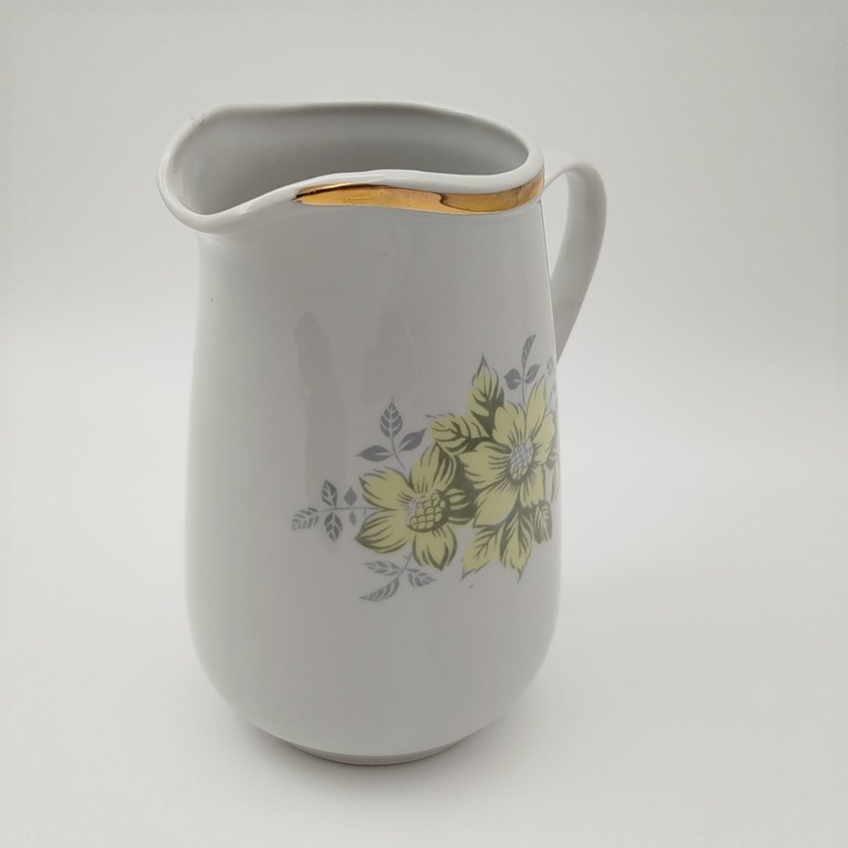Кувшин с цветочным декором, фарфор, деколь, золочение, Рижский фарфорово-фаянсовый завод, СССР, 1960-1980 гг.
