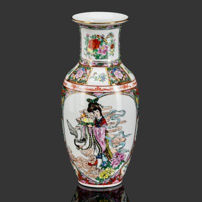 Ваза "Подношения небесной красавицы"