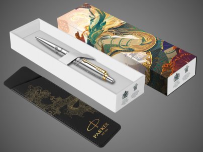 Шариковая ручка с чехлом Parker Jotter Dragon Special Edition, цвет: St. Steel GT, стержень: Mblue в подарочной коробке, Металлы: нержавеющая сталь, позолота