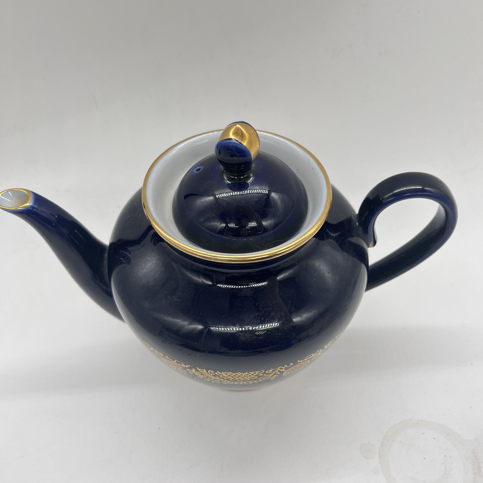 Чайник заварочный с орнаментальным декором, фарфор, кобальт, золочение, Ленинградский фарфоровый завод (ЛФЗ), СССР, 1970-1990 гг.