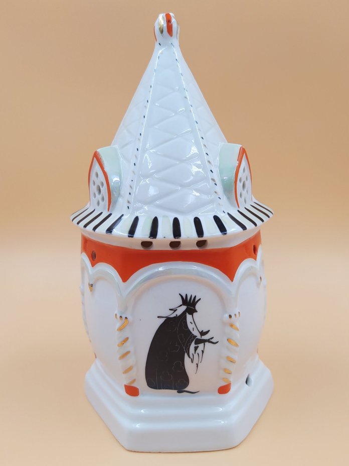 Ночник (корпус) "Золотой Петушок", фарфор, роспись, золочение, Ленинградский завод фарфоровых изделий (ЛЗФИ), СССР, 1956-1967 гг.