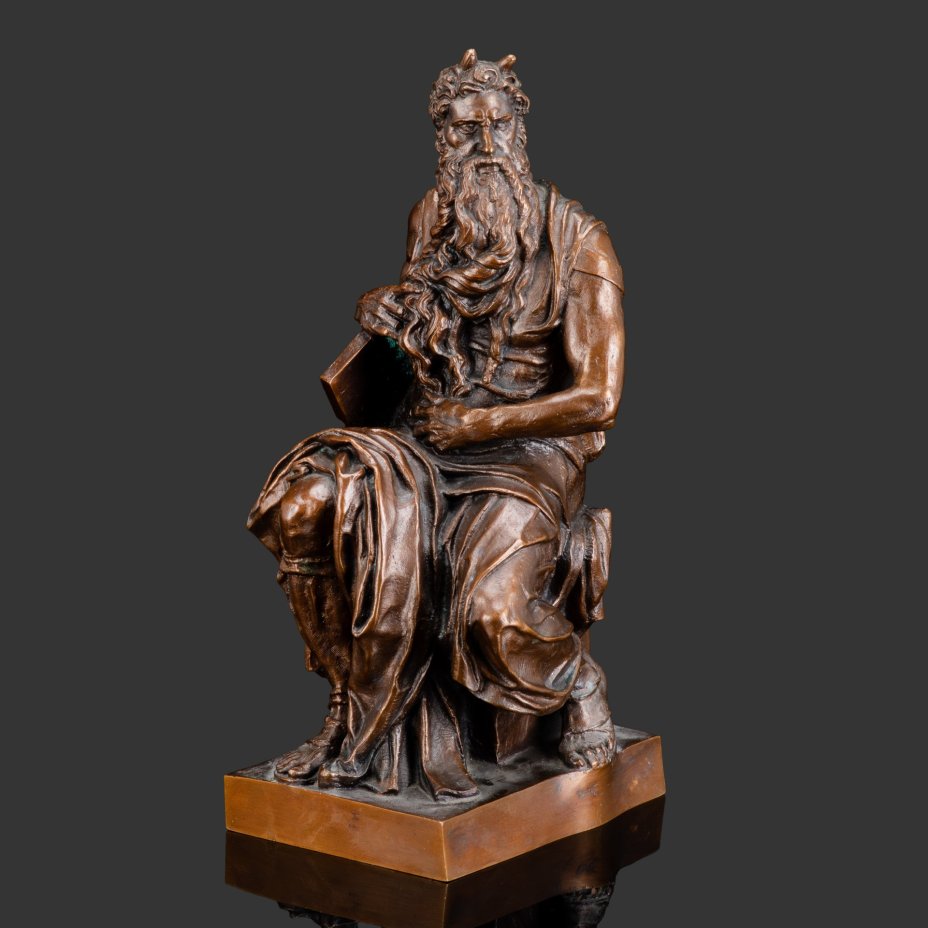 Скульптура "Моисей" по модели Микеланджело, скульптор А.Б. Курышов (клеймо "ПЕТЕРБУРГ"), бронза, СССР, 1989 г.