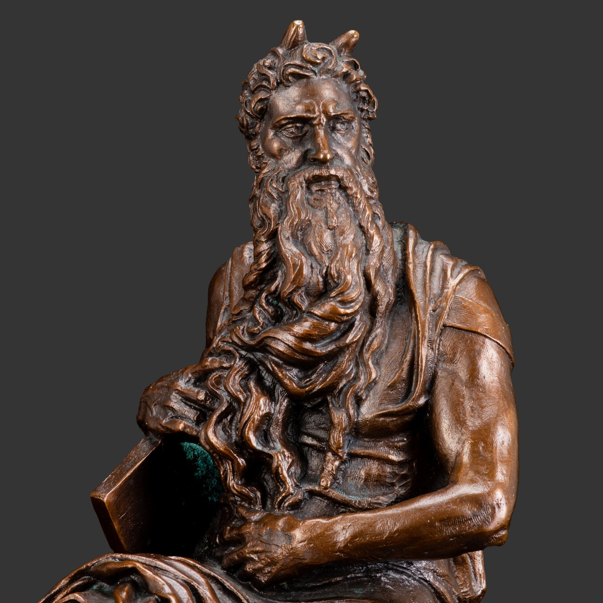 Скульптура "Моисей" по модели Микеланджело, скульптор А.Б. Курышов (клеймо "ПЕТЕРБУРГ"), бронза, СССР, 1989 г.