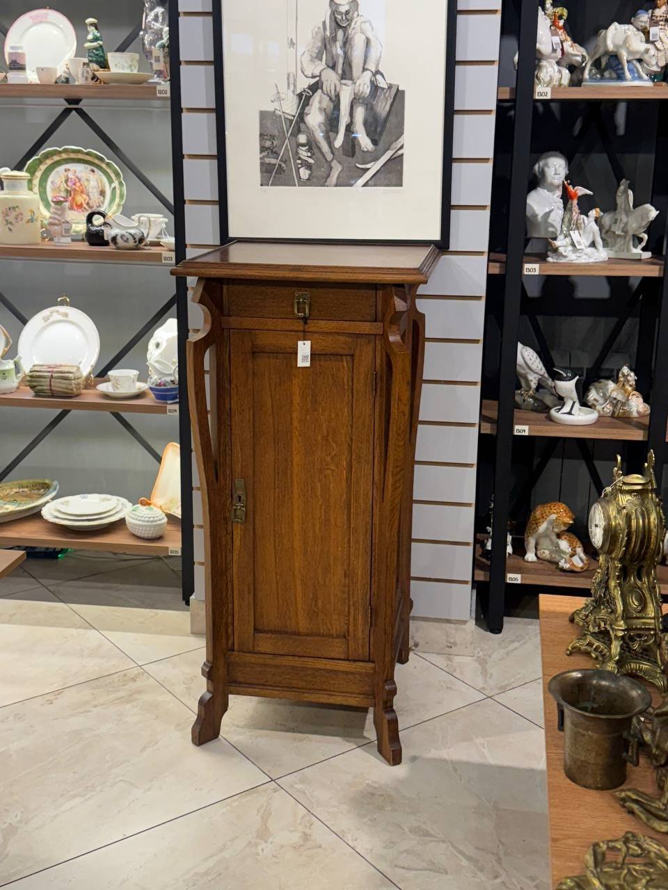 Тумба в стиле Модерн с консолью