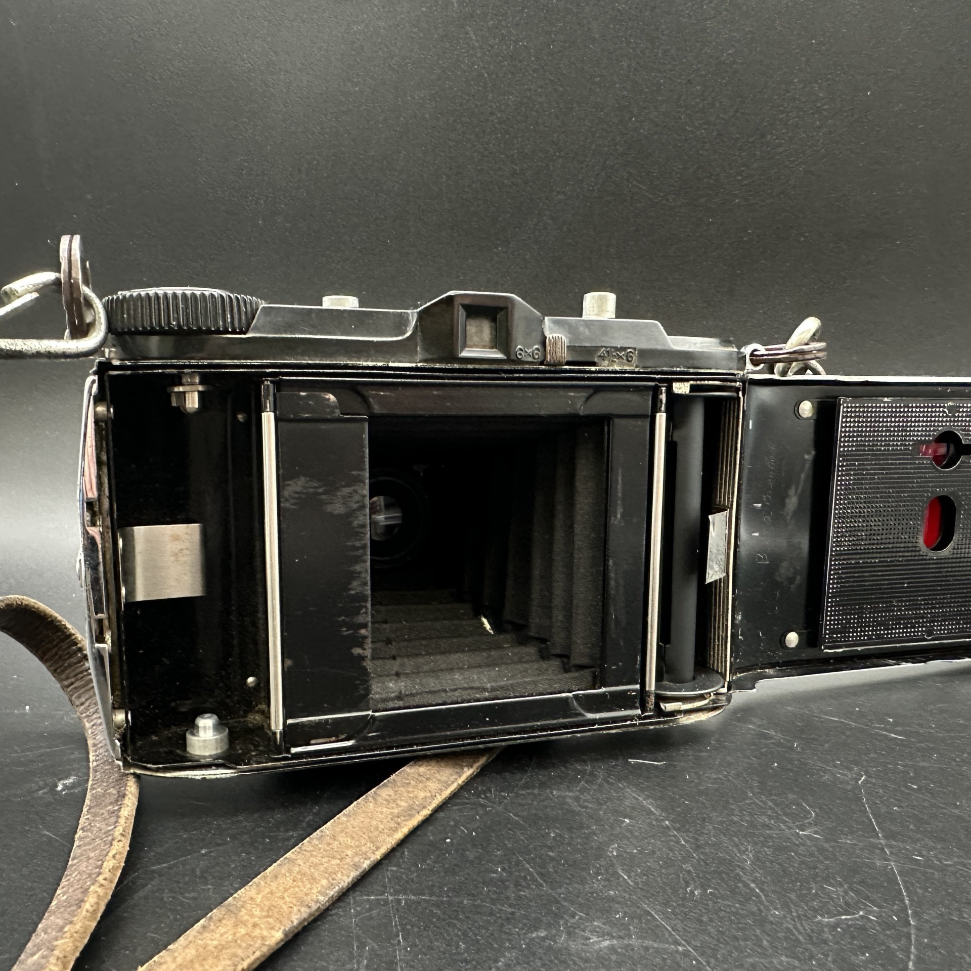 Фотоаппарат "Agfa jsolette" с объективом "Anastigmat Jgestar 1:6.3 F=8.5 cm"