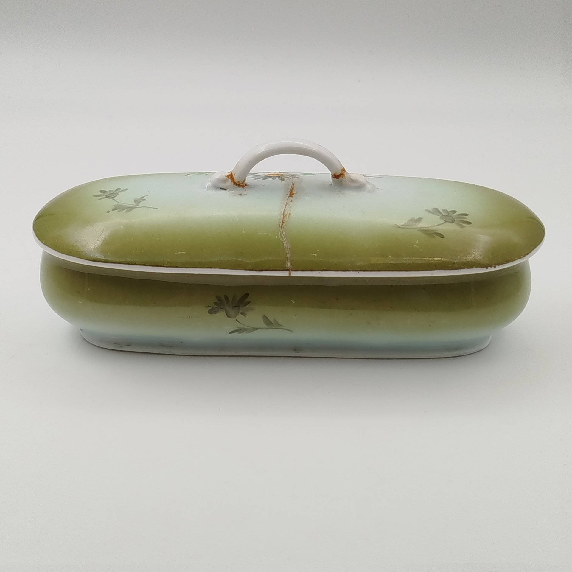 Набор из двух предметов для туалетного столика (шкатулка и судок для зубных щёток) с декором в виде ромашек