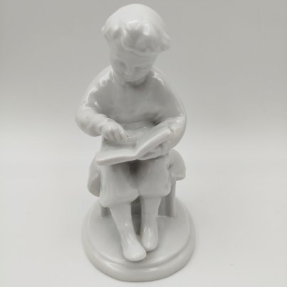 Статуэтка "Юный Ленин", скульптор С. Б. Велихова