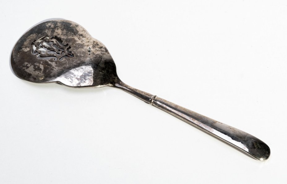 Ложка сервировочная с прорезным декором, металл, Западная Европа, 1970-1990 гг.