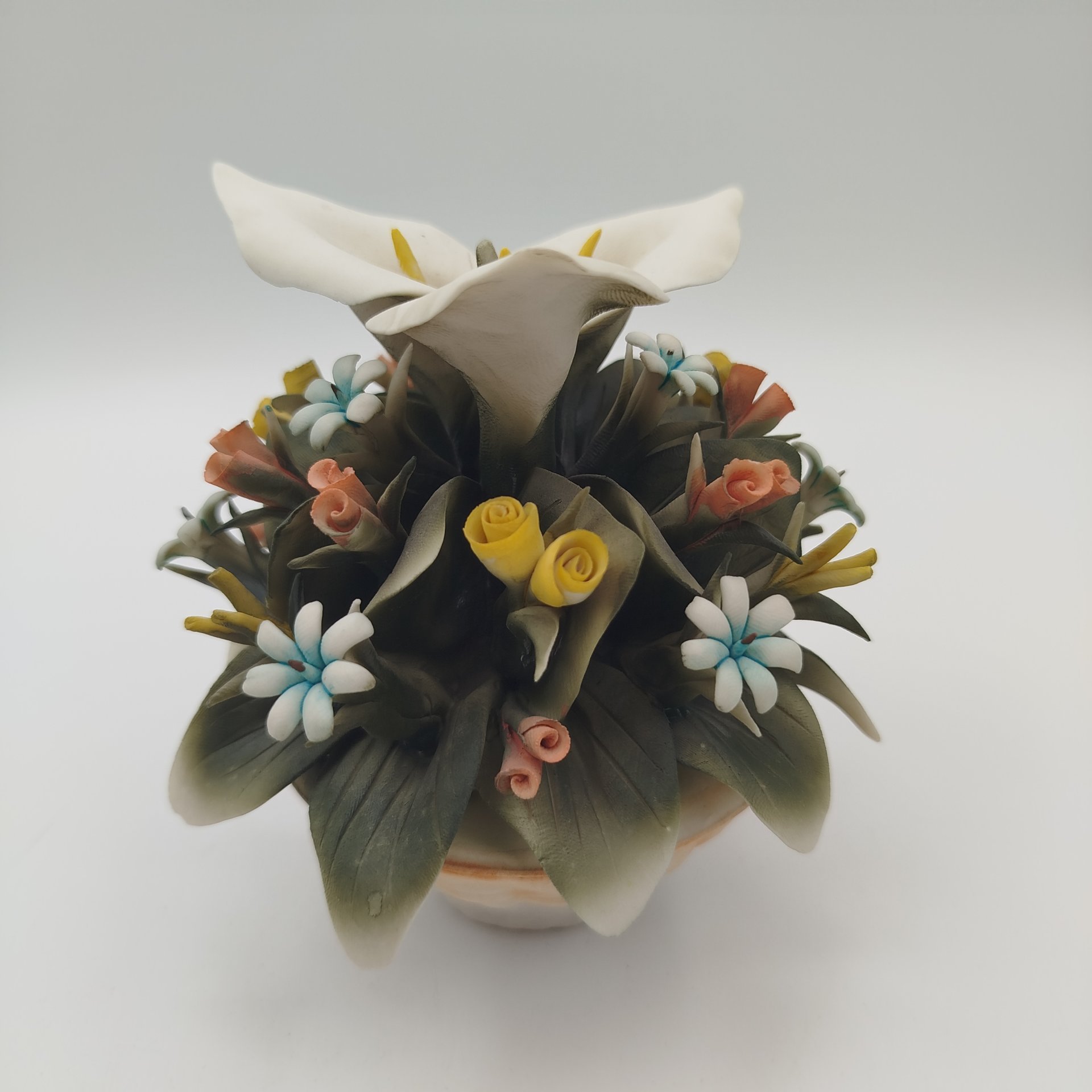 Статуэтка "Цветочная корзина", Capodimonte (Каподимонте)