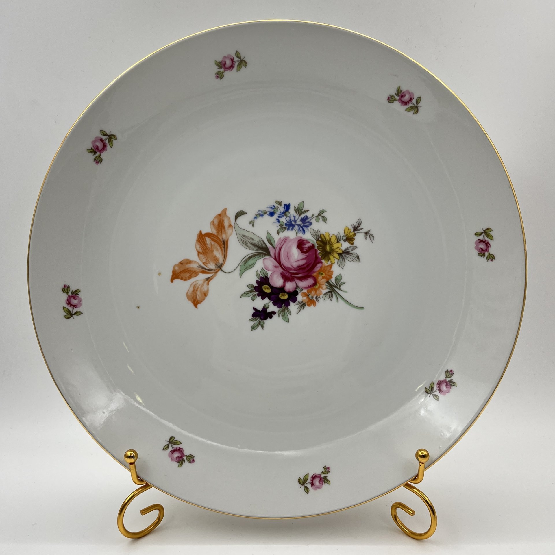 Блюдо круглое с цветочным декором, фарфор, деколь, золочение, Bohemia (Neurohlau), Чехословакия, 1970-1990 гг.