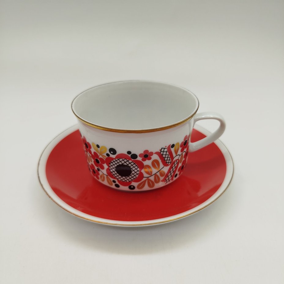 Чайная пара с растительным декором, фарфор, крытье, золочение, деколь, Freiberger Porzellan, ГДР, 1970-1995 гг.