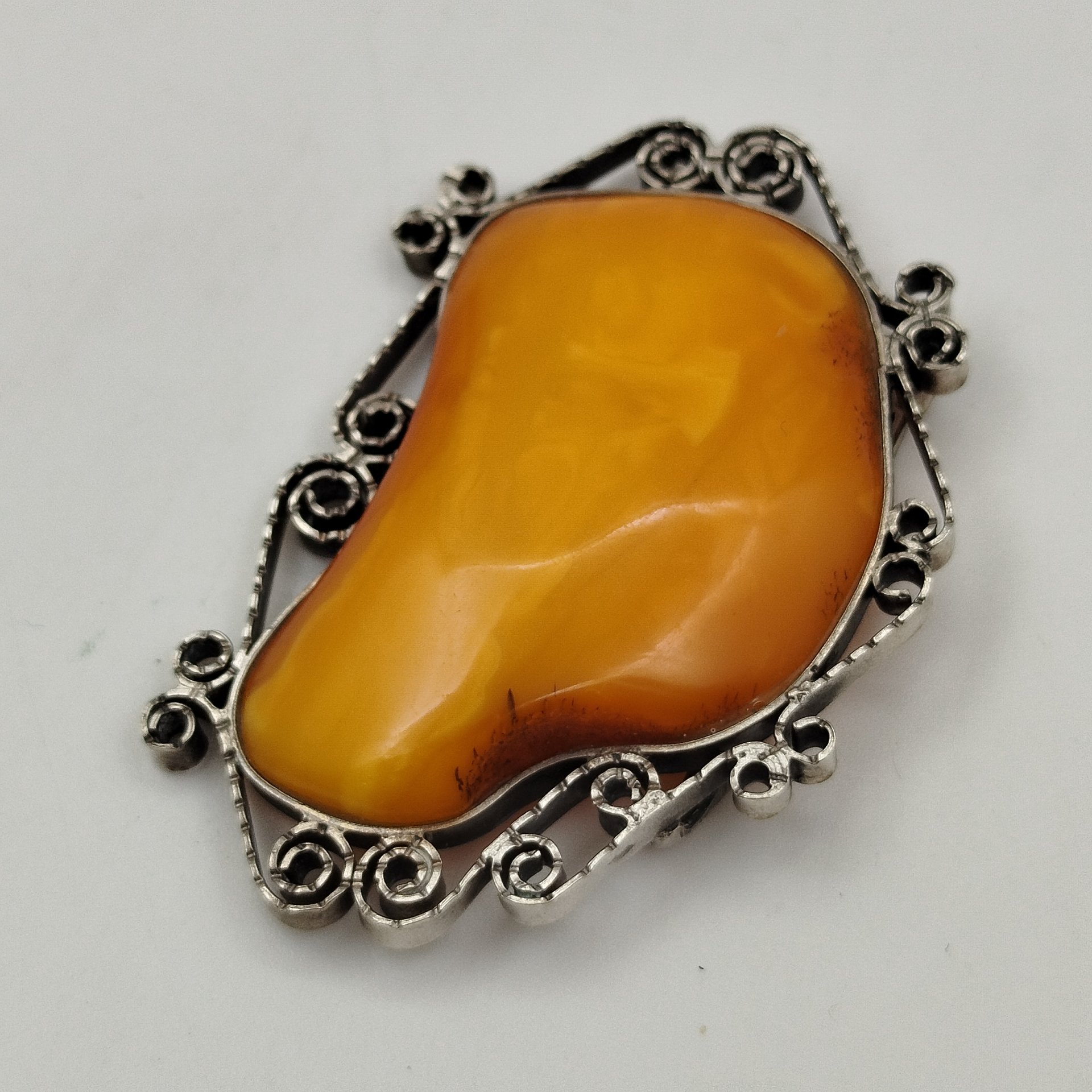 Брошь, металл, янтарь, СССР, 1960-1990 гг.