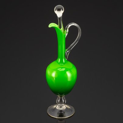 Кувшин  зеленого оттенка на шарообразном основании, стекло, гутная техника, Муранское стекло, Италия, 1970-1990 гг.