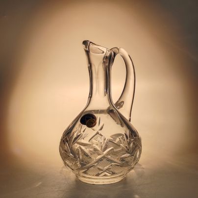 Миниатюрный сосуд для масла с рельефным декором, хрусталь, алмазная грань, Стеклозавод «Неман», Беларусь, 2000-2010 гг.