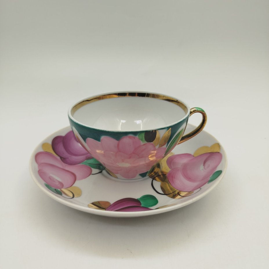 Пара чайная "Агашки", фарфор, роспись, золочение, Дулевский фарфоровый завод (Дулёво), СССР, 1964-1991 гг.