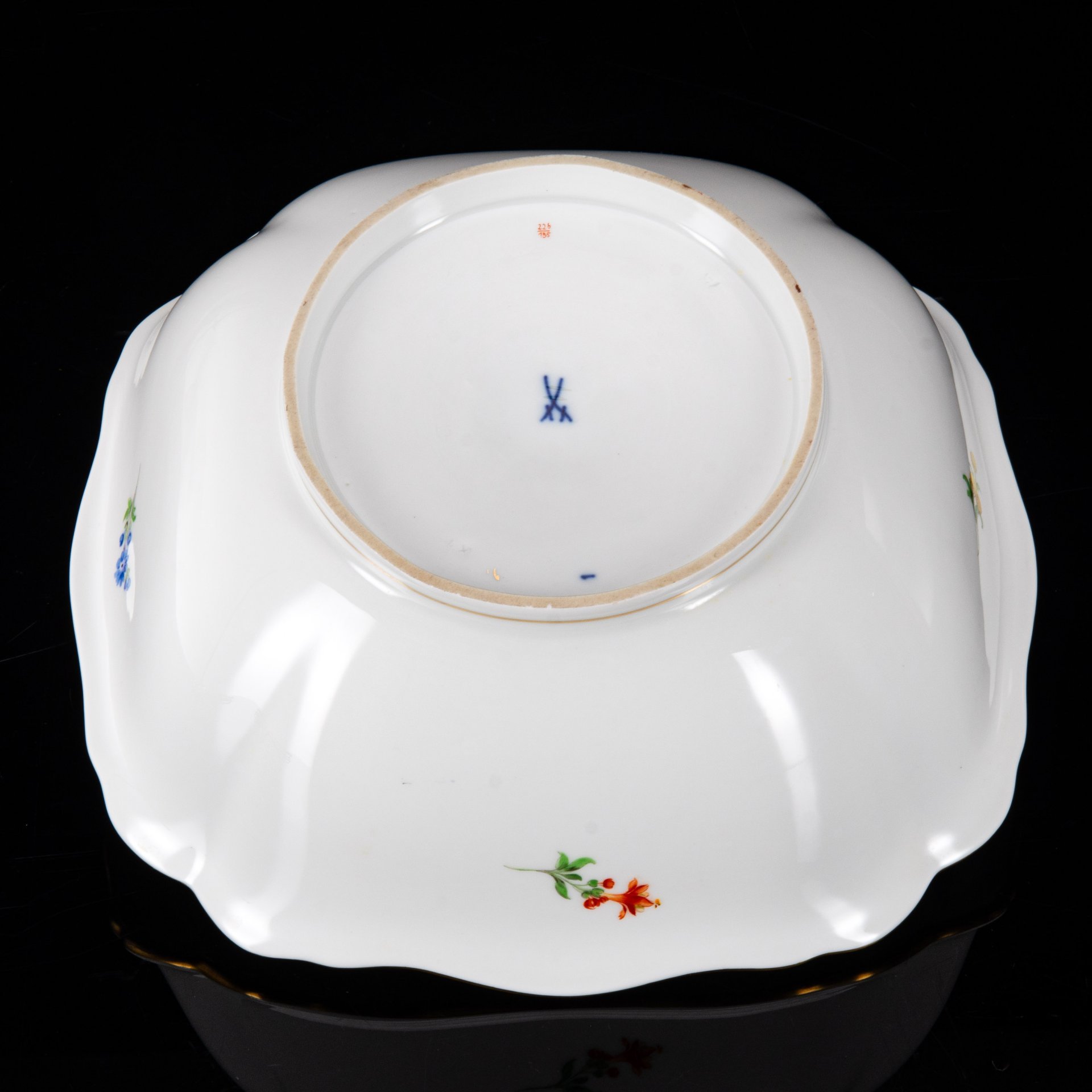 Фруктовница (салатник), Meissen (Мейсенский фарфор), фарфор, роспись, золочение, Германия, 1960-1980 гг., Meissener Porzellan (Мейсенский фарфор)