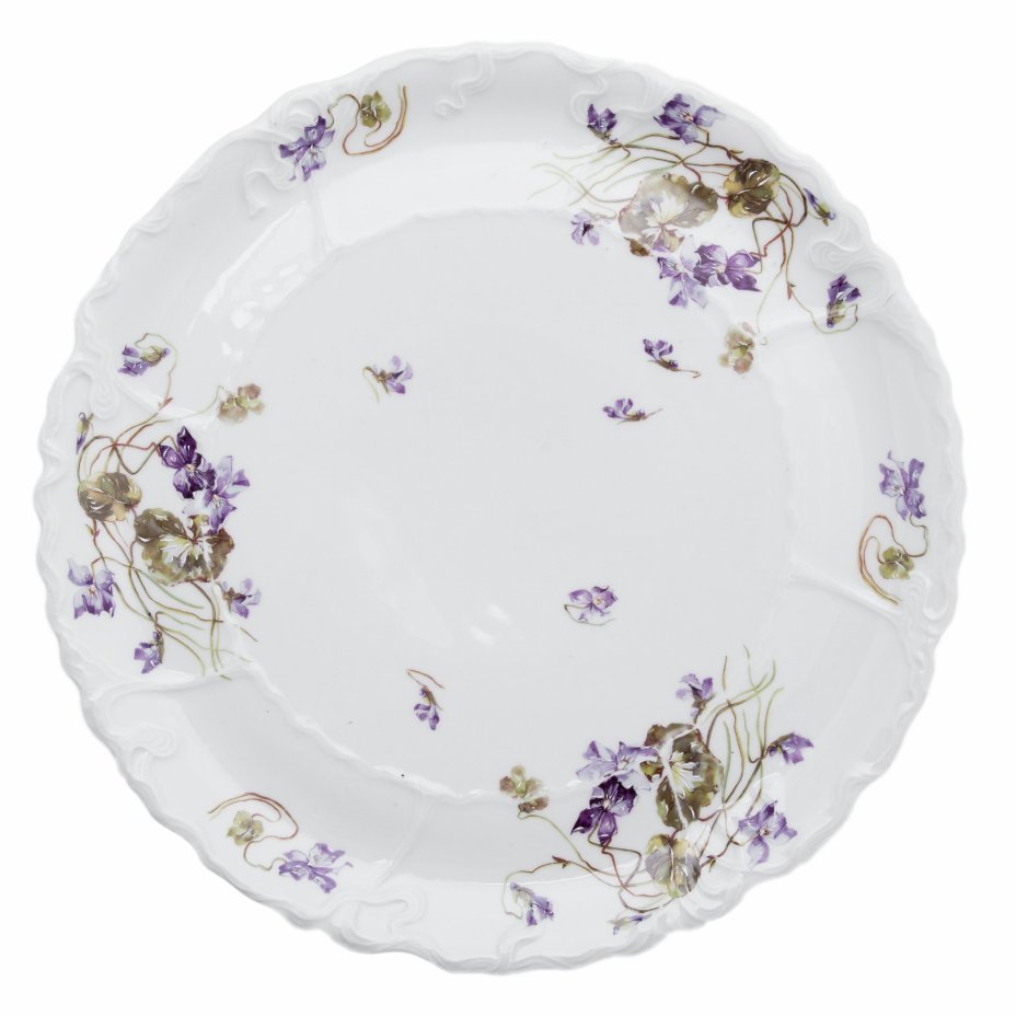 Блюдо круглое с цветочным декором и изящным рельефным бортом, Comte Harrach (Граф Гаррах)