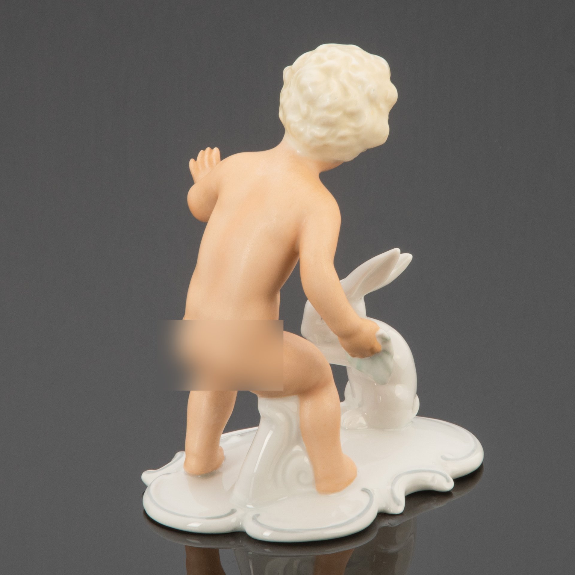 Статуэтка "Путти с кроликом", Schaubach-Kunst