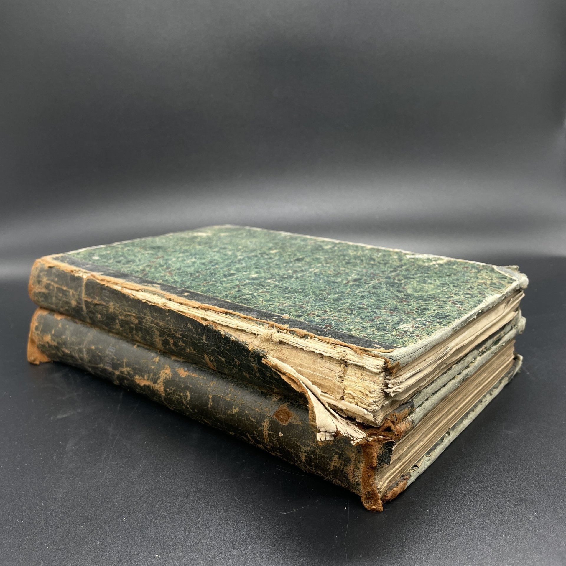 Книги Carl Heitzmann, 	 Die descriptive und topographische Anatomie des Menschen, Том 1, 2 / Издательство Wilhelm Braumuller