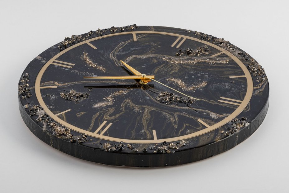 Часы настенные, авторская ручная работа в технике Resin Art