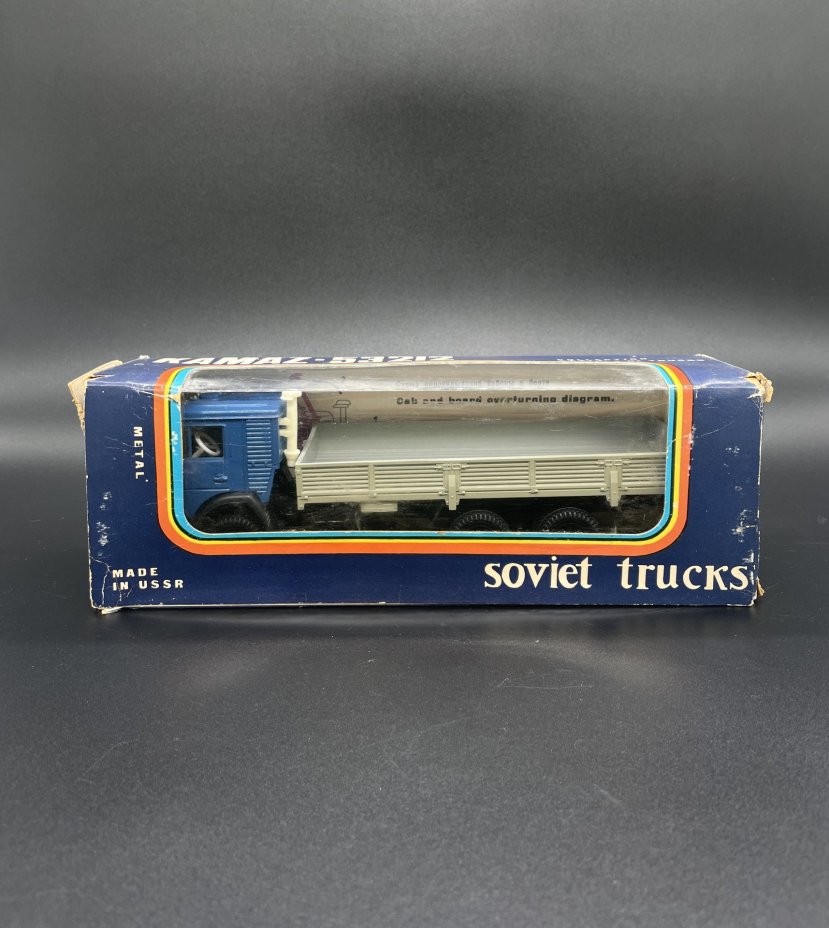 Модель автомобиля в масштабе 1:43 "Камаз-53212" Изготовитель "Арек" г.Казань