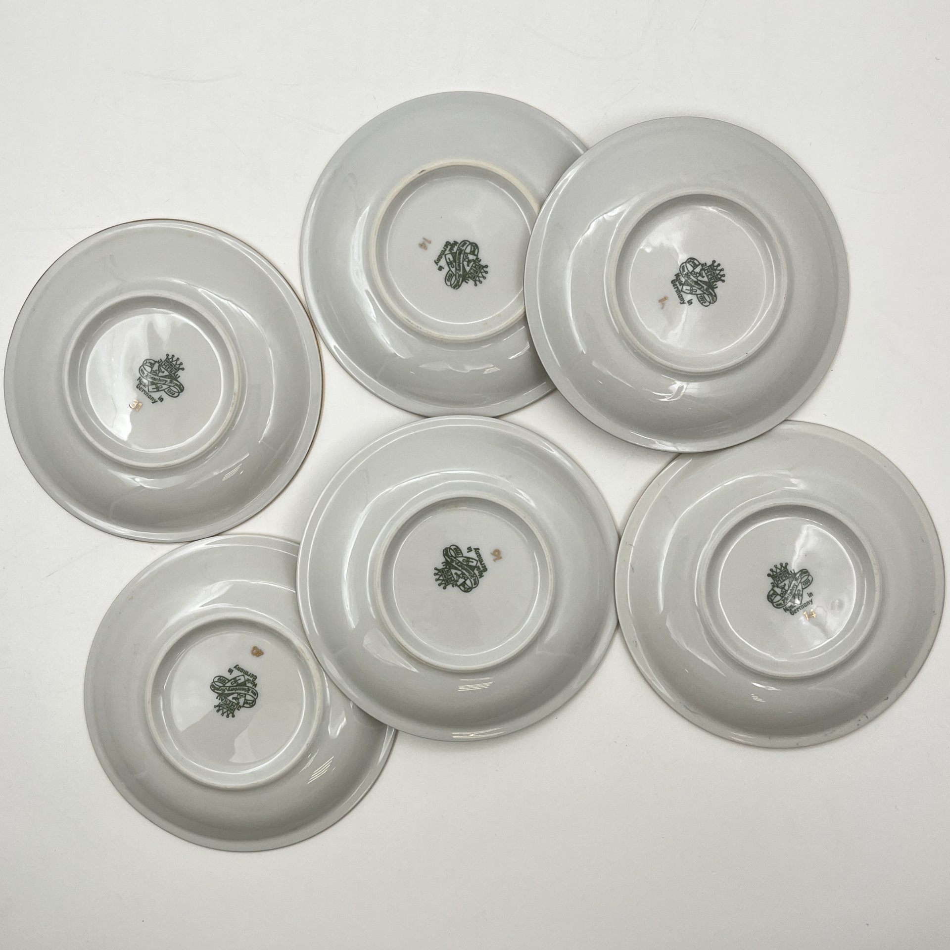 Набор розеток с цветочным декором на 6 персон, фарфор, деколь, золочение, Graf Von Henneberg Porzellan, 1777 Jlmenau, ГДР, 1949-1970 гг.