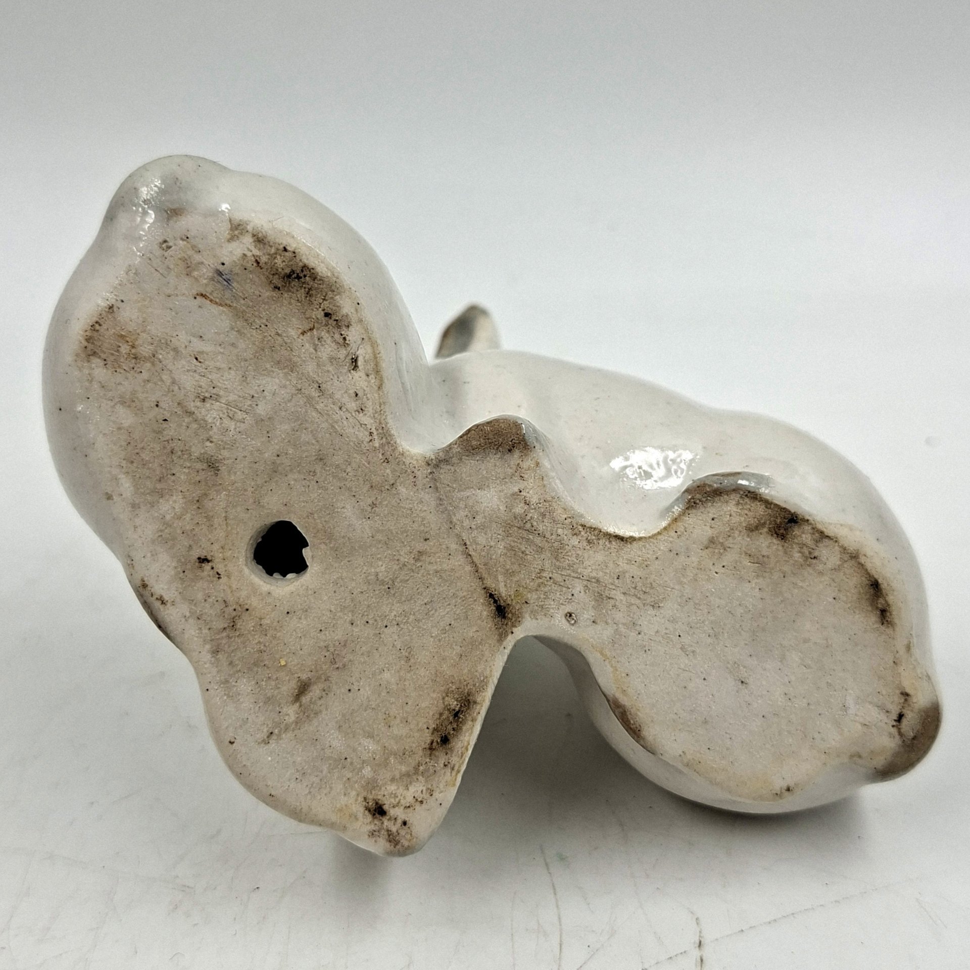 Статуэтка «Зайцы» (без клейма), фарфор, роспись, Артель «Прогресс», СССР, 1950-1960 гг.