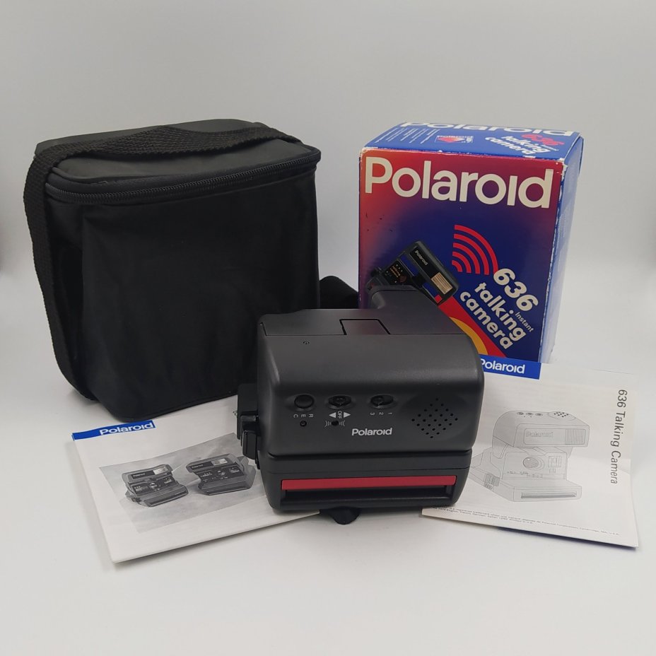 Фотоаппарат мгновенной печати "Polaroid 636 Close Up" в оригинальной коробке и чехле, пластик, картон, текстильный материал, Polaroid, Великобритания, 1990-1994 гг.