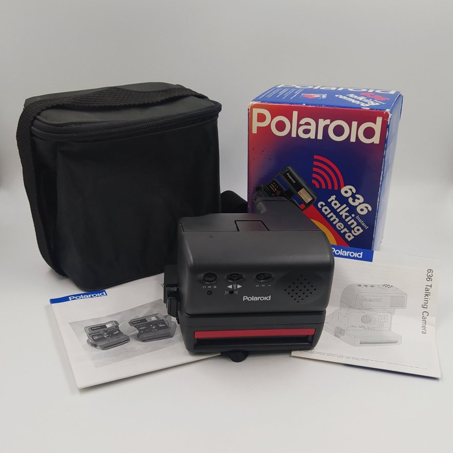 Фотоаппарат мгновенной печати "Polaroid 636 Close Up" в оригинальной коробке и чехле, пластик, картон, текстильный материал, Polaroid, Великобритания, 1990-1994 гг., Polaroid