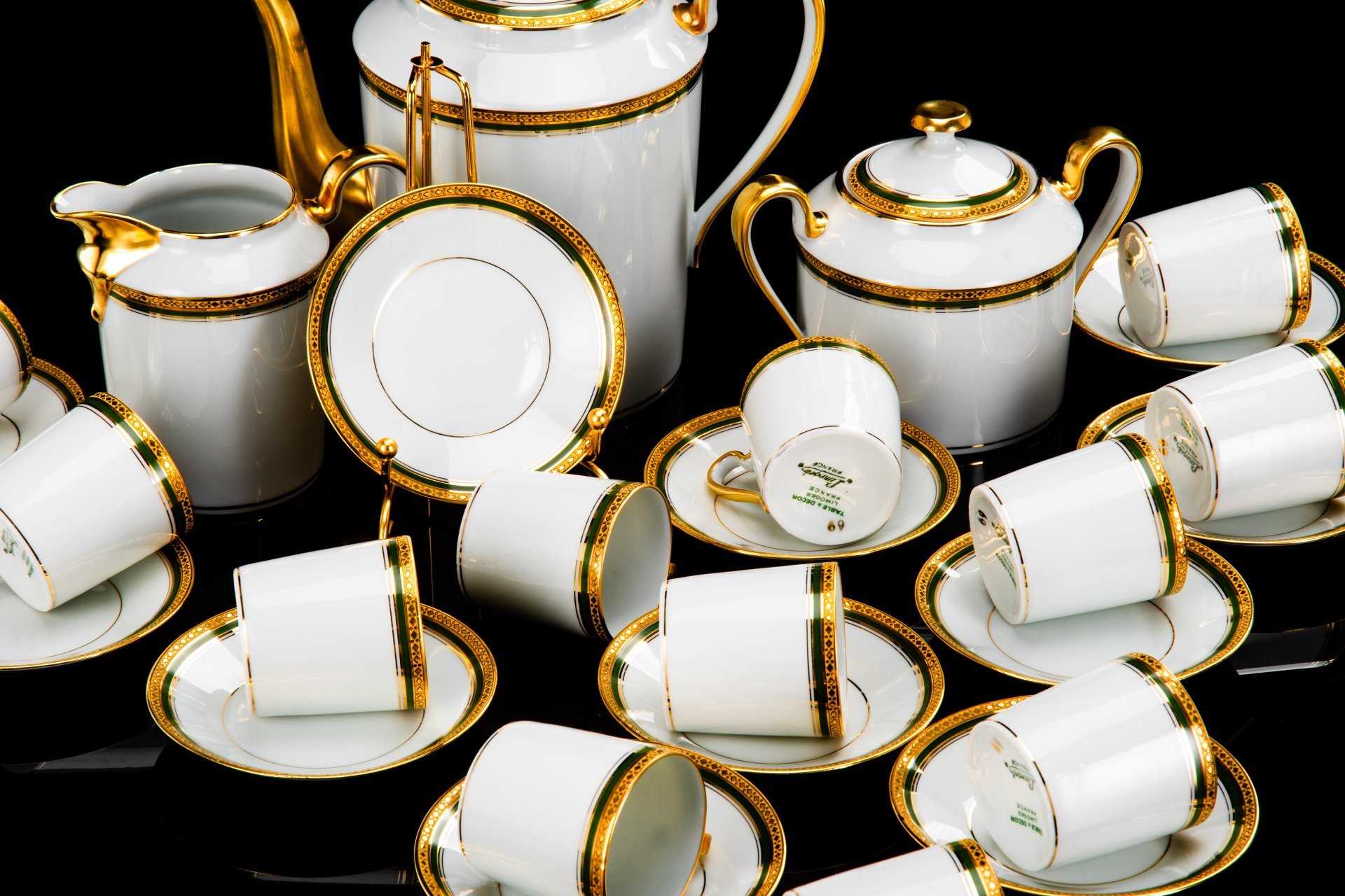 Кофейный сервиз в стиле Ампир на 12 персон, "limoges", фарфор, крытье, золочение, Франция, 1950-1980 гг.