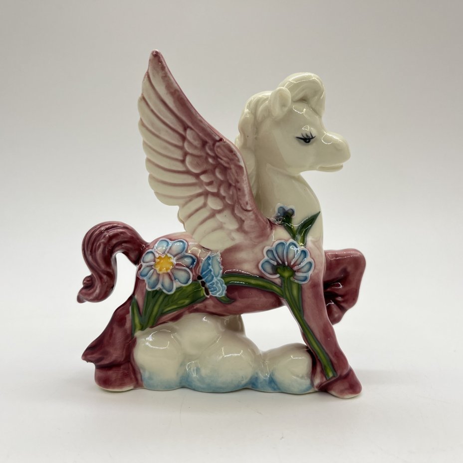 Статуэтка "Лошадка-ангелочек", фарфор, Pavone, Италия, 2025 г.