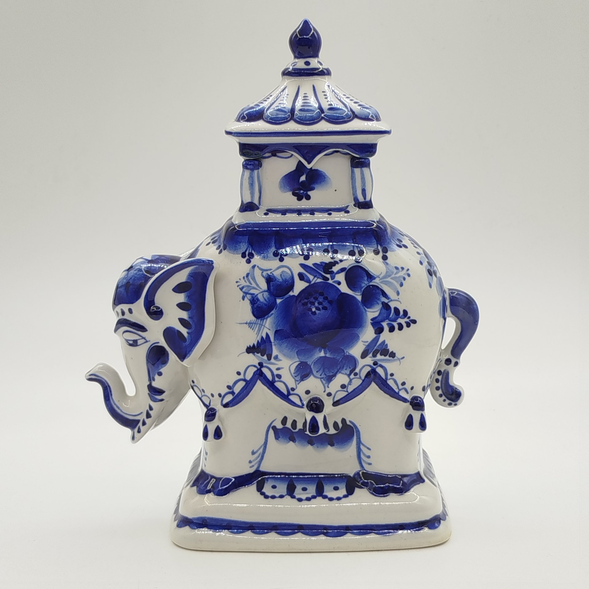 Чайница "Индийский слон", Гжель