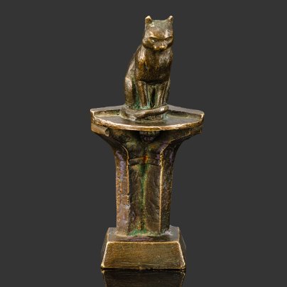 Настольное украшение (пресс-папье) в виде фигуры кошки, бронза, Западная Европа, 1910-1940 гг.