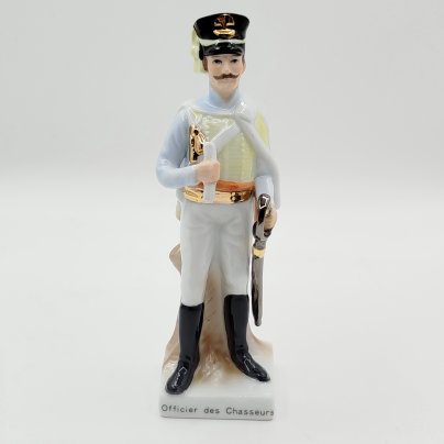 Статуэтка  "Officier des Chasseurs" ("Офицер конных егерей")